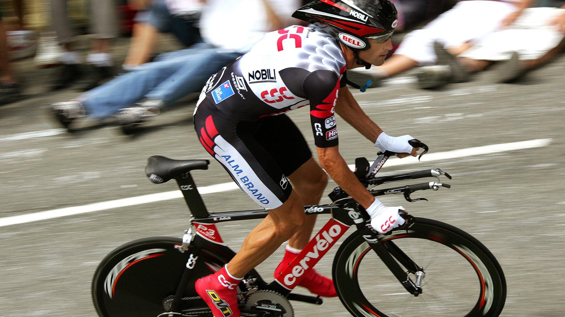 乌拉圭男足在巴黎奥运会比赛中获得铜牌,创历史